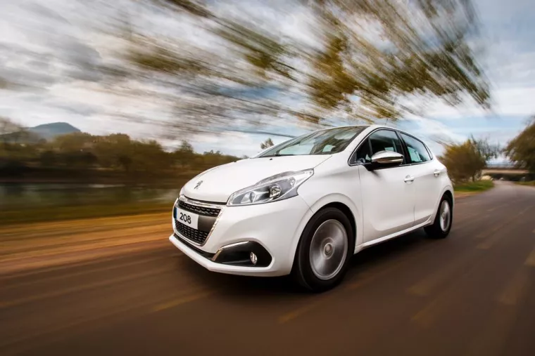 Où faire reprendre une Peugeot 208 diesel qui date de 2015 ?, Livry-Gargan, SUCCES CARS 93